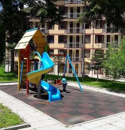 Apartment Tes Flora *