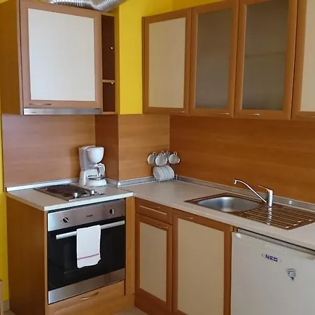 Apartment Tes Flora