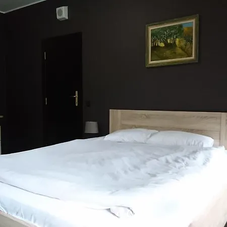 Tes Flora Apartment
