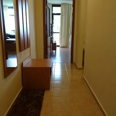 Tes Flora בורובץ