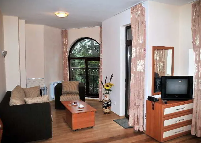 Tes флора Апартамент