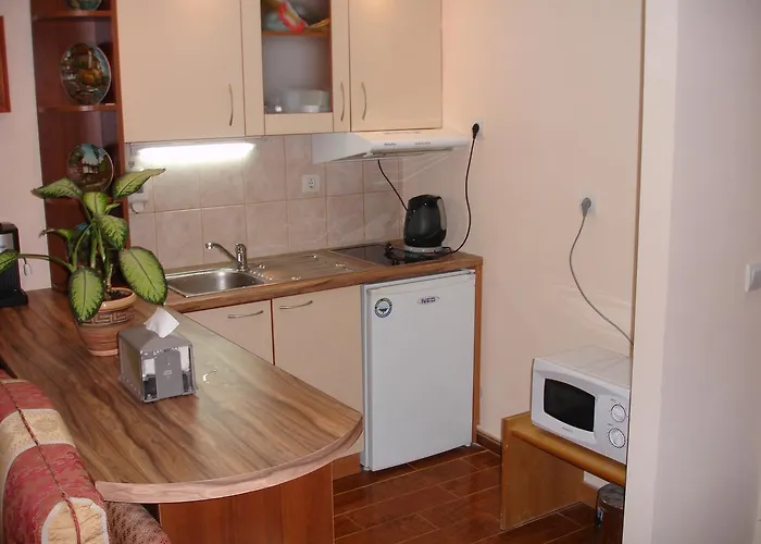 Tes флора Апартамент *