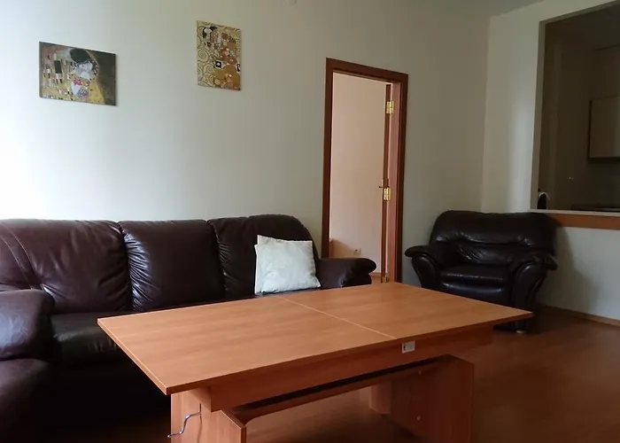 Tes флора Апартамент *