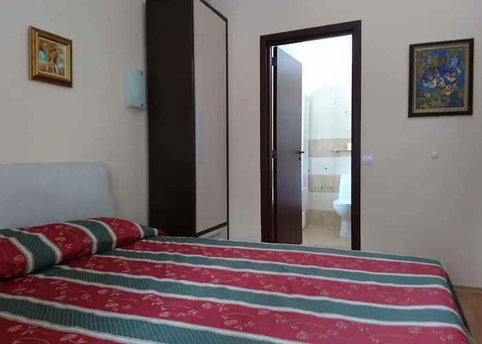 Апартамент Tes флора